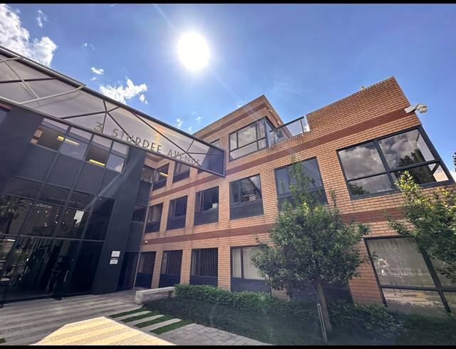 330M² OFFICE TO LET IN ROSEBANK